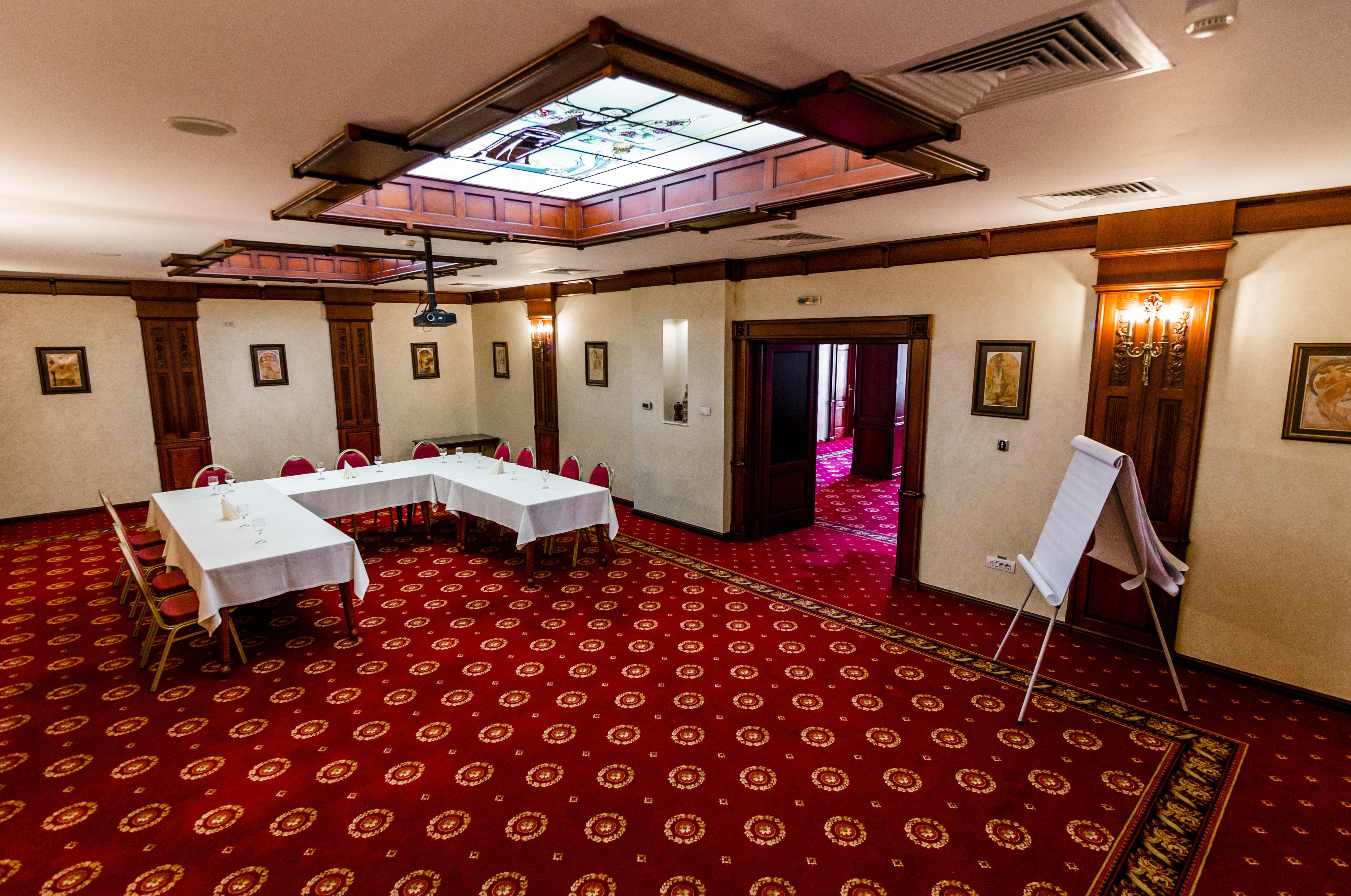 Hotel Golden House Craiova Exterior foto