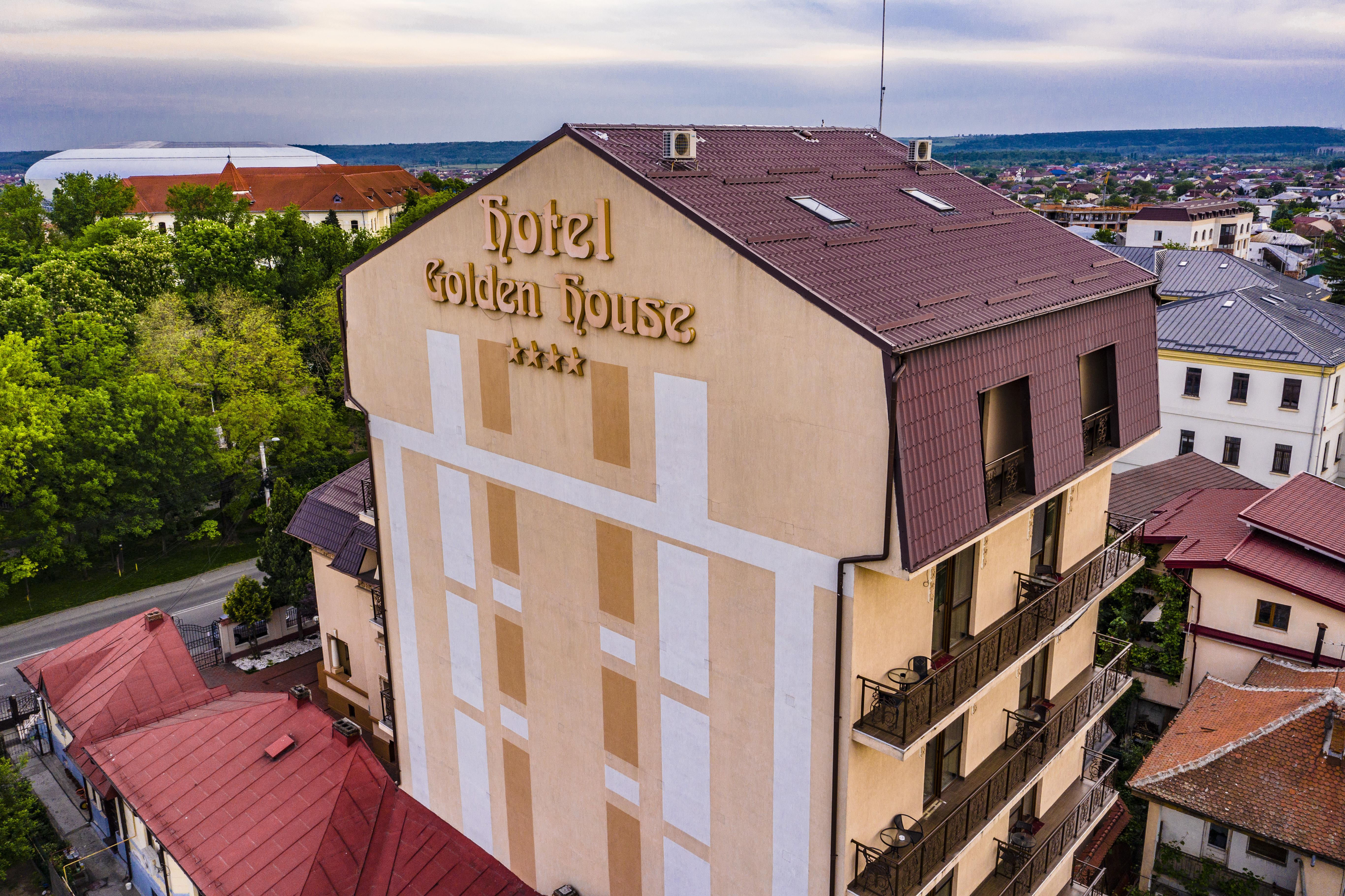 Hotel Golden House Craiova Exterior foto