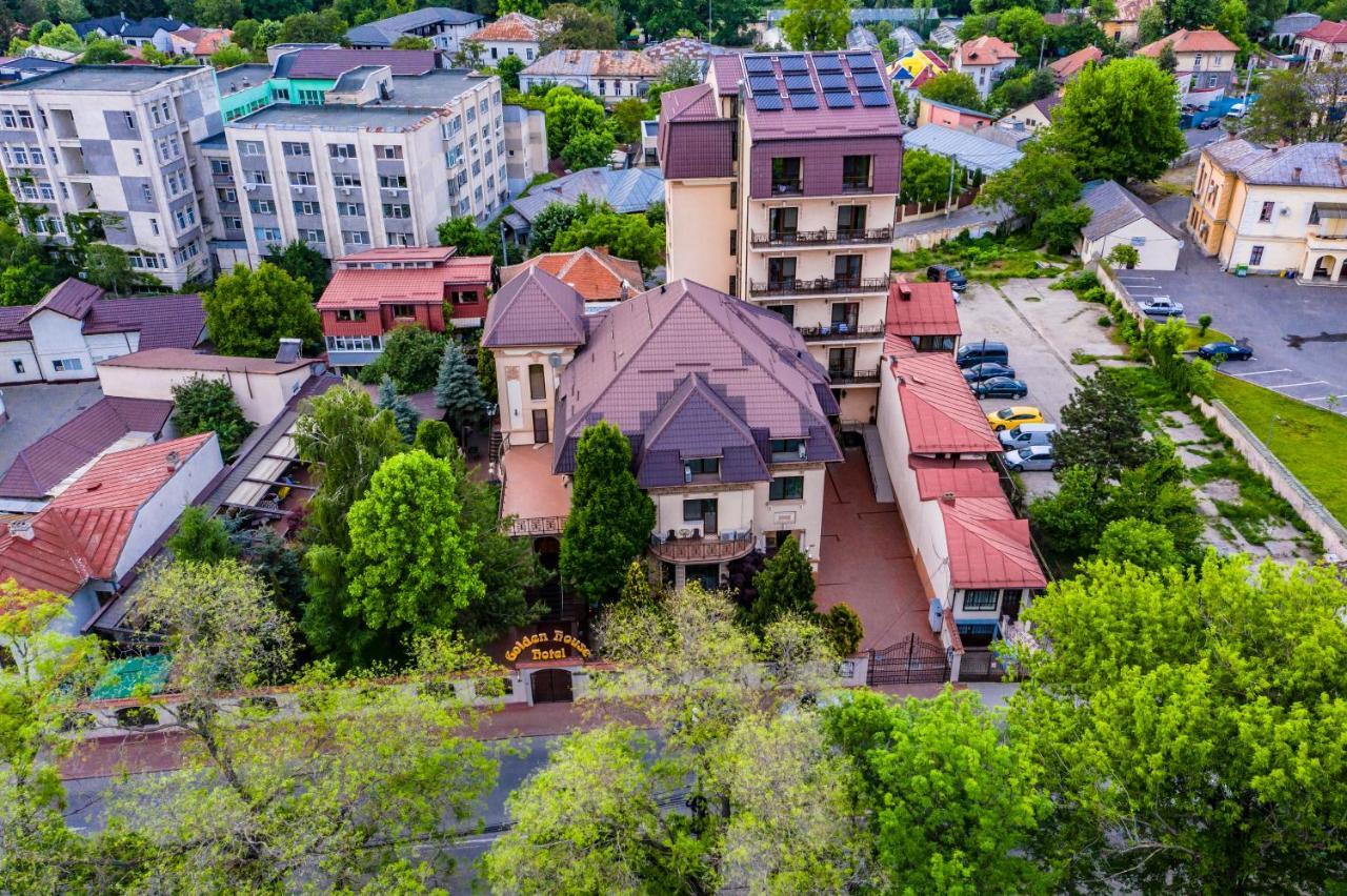 Hotel Golden House Craiova Exterior foto